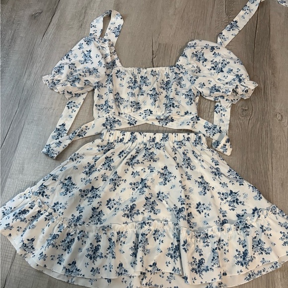 SHEIN Dresses & Skirts - Floral Blue and White two piece set